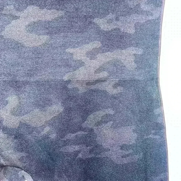 Spanx look at me now grey and black camo seamless slimming leggings size 1x - Picture 5 of 5
